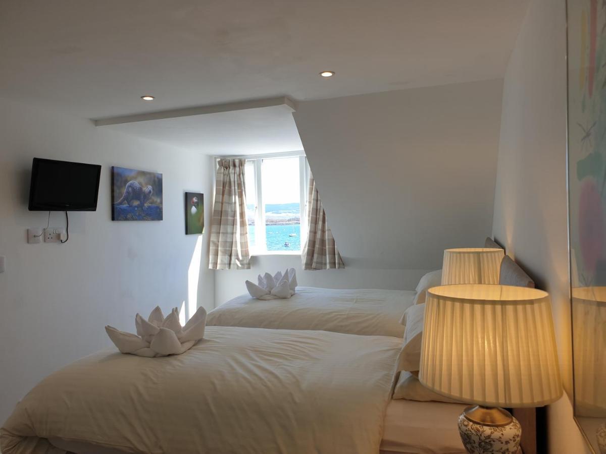 Carnaburg Guesthouse โทเบอร์โมรี ภายนอก รูปภาพ